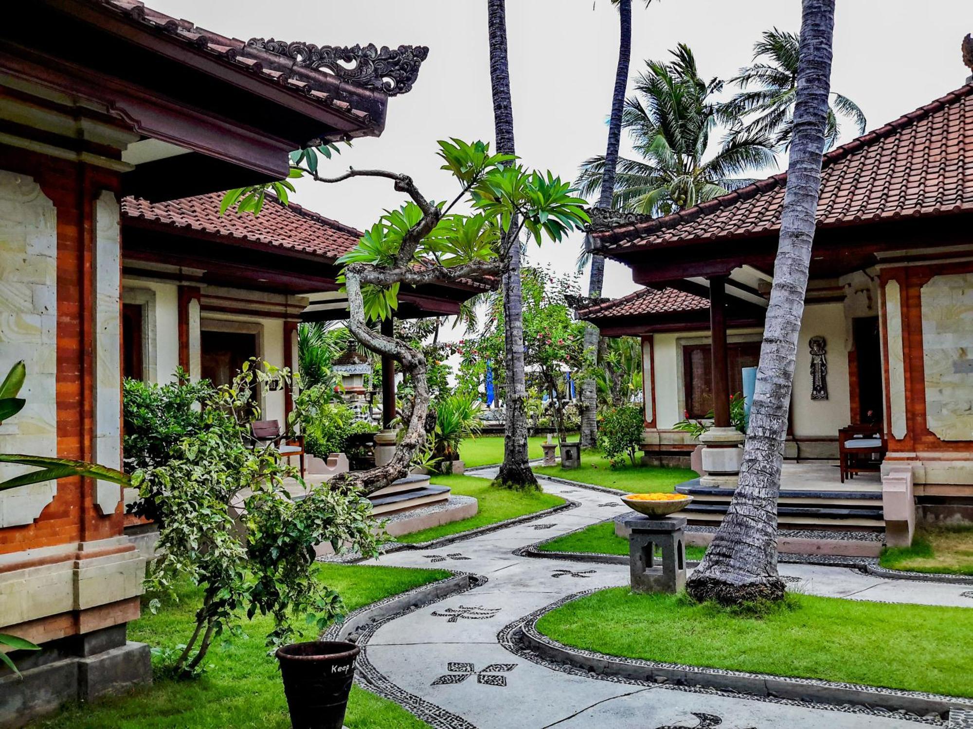 Puri Bagus Candidasa Exterior foto